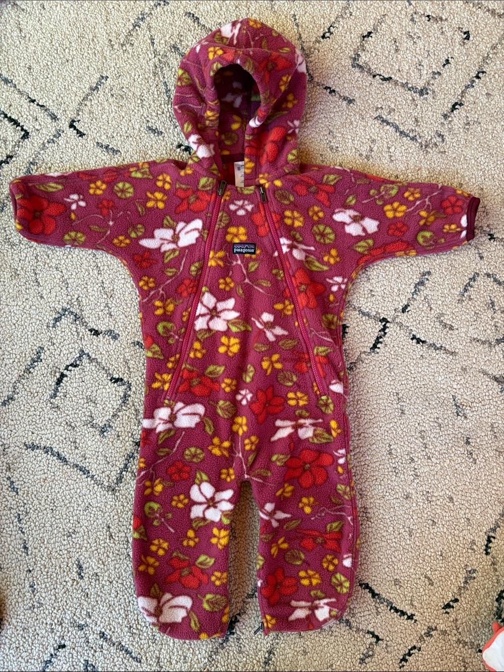 Patagonia Kids snowsuit bunting (12m)